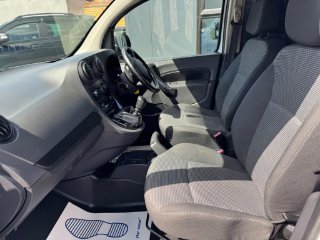 /photos/9796/0ae2c9e3-3971-467f-a15e-ef884a1fd1e7_i320x240.jpg
