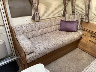 /photos/9796/ac2cea4a-c637-4958-b3df-0ddf48ec39cb_i320x240.jpg